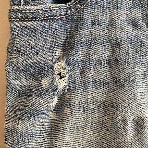 Levi’s Distressed 710 Super Skinny - Picture 3 of 6